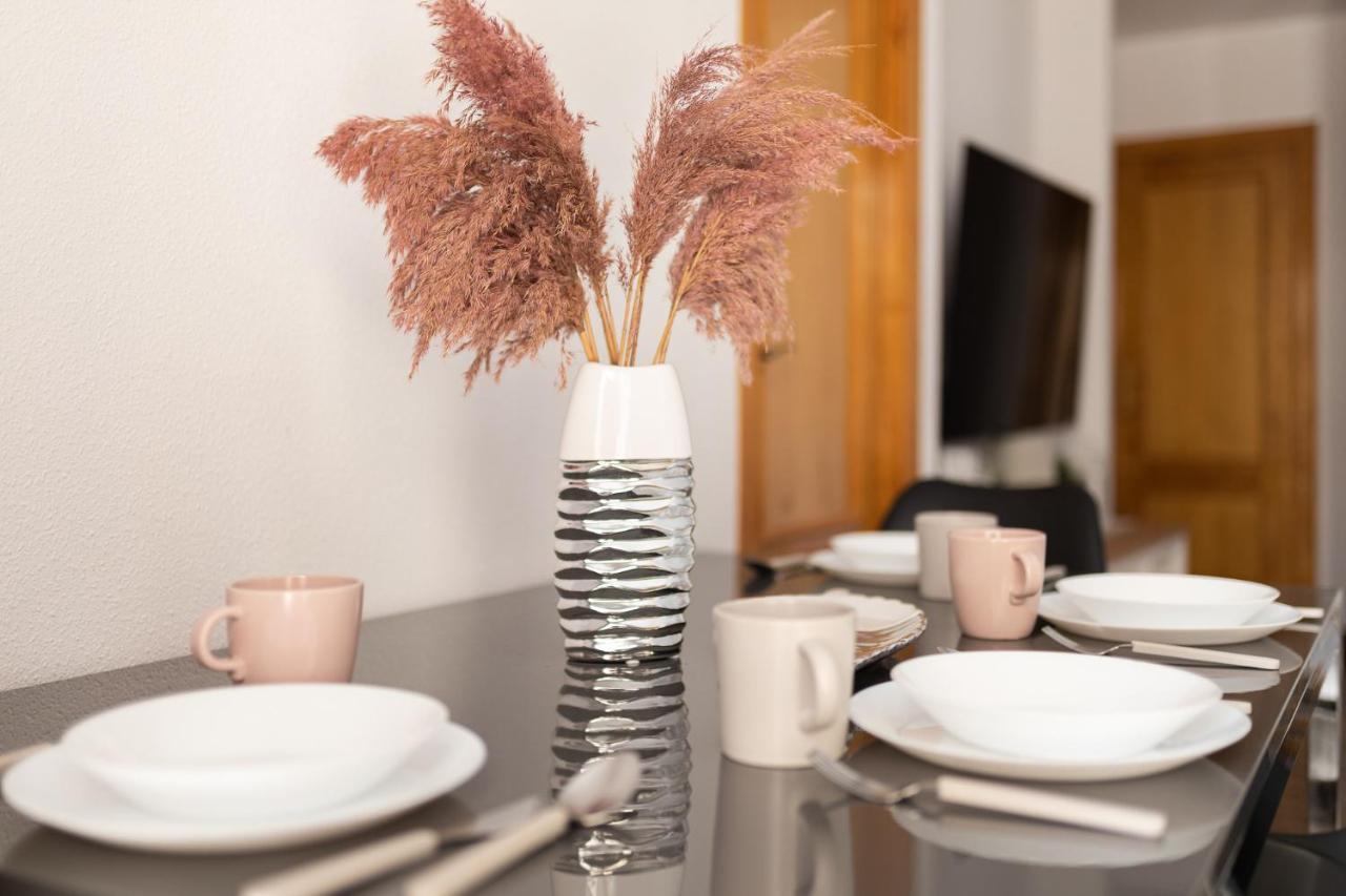Raxi Apartment *